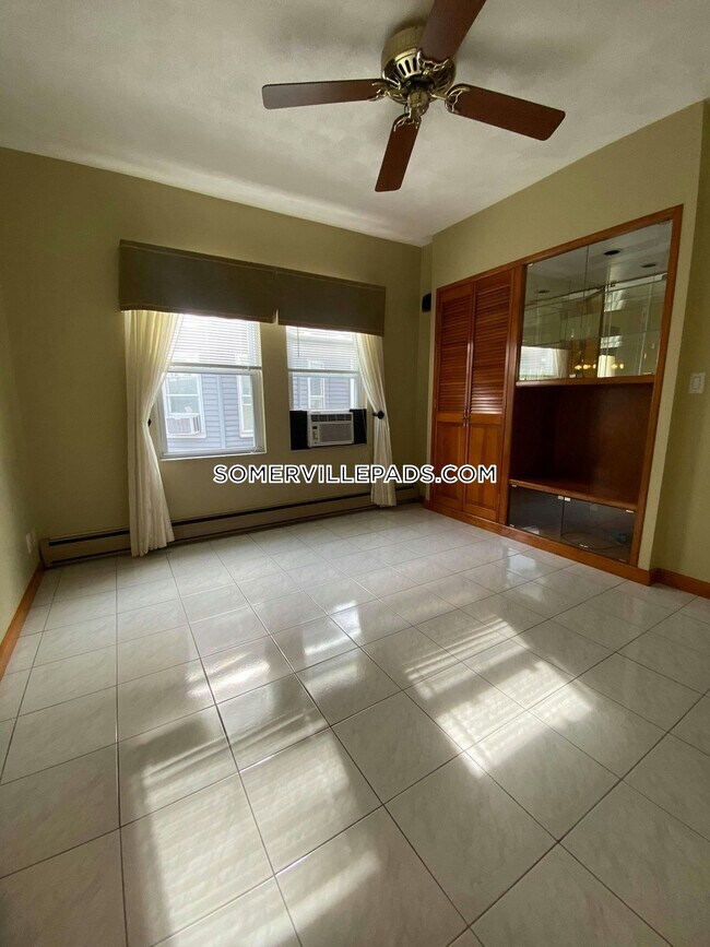 Foto del edificio - 146 W Adams St