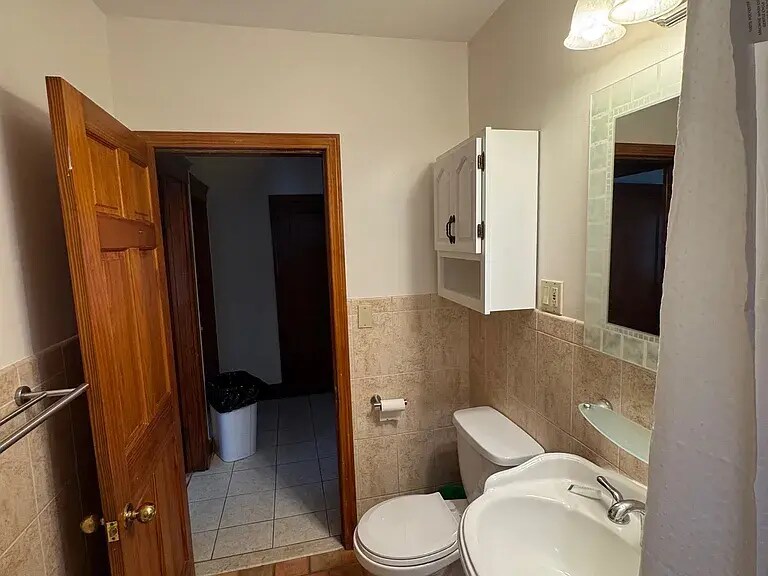 Foto del edificio - 79 Bailey Rd