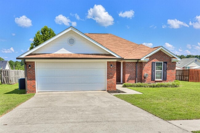 Building Photo - 2013 Darwood Dr