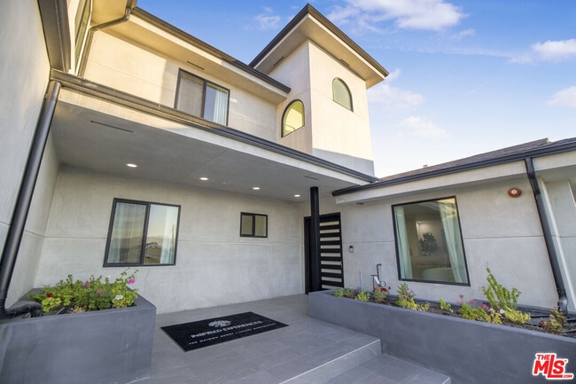 Foto del edificio - 18202 Rancho St