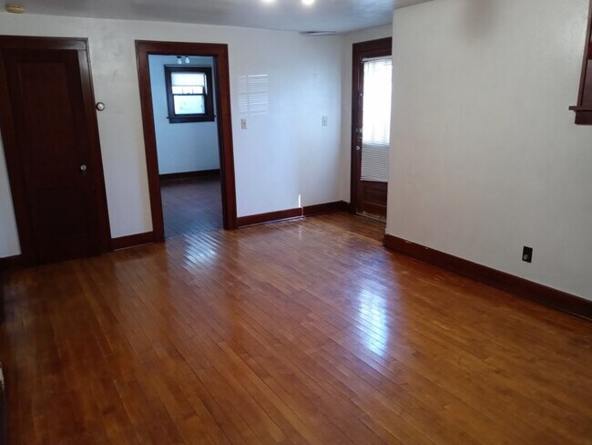 Foto del edificio - 611 6th N St