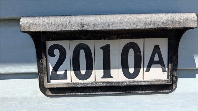 Foto del edificio - 2010 Sycamore Pl