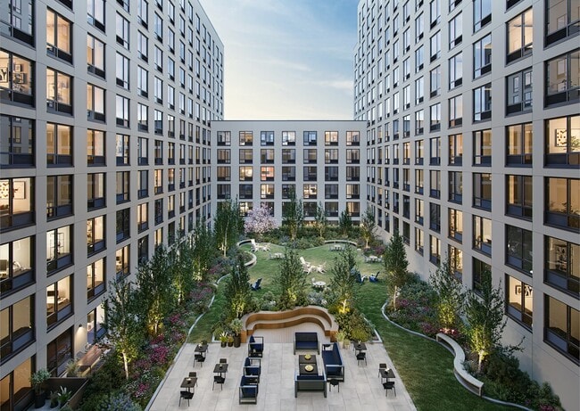 Building Photo - Miramar