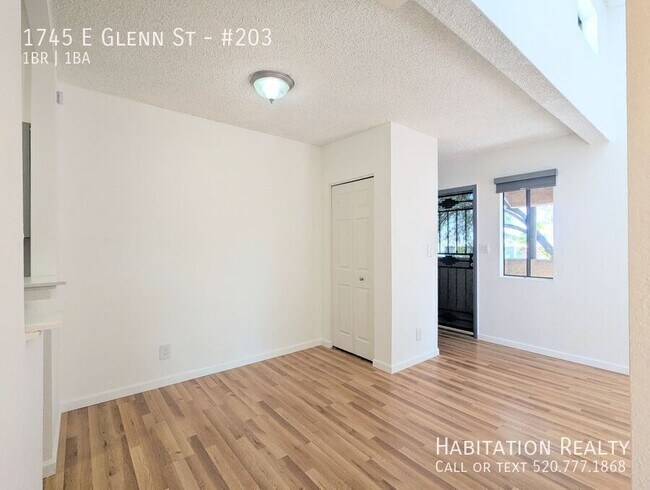 Foto del edificio - 1745 E Glenn St