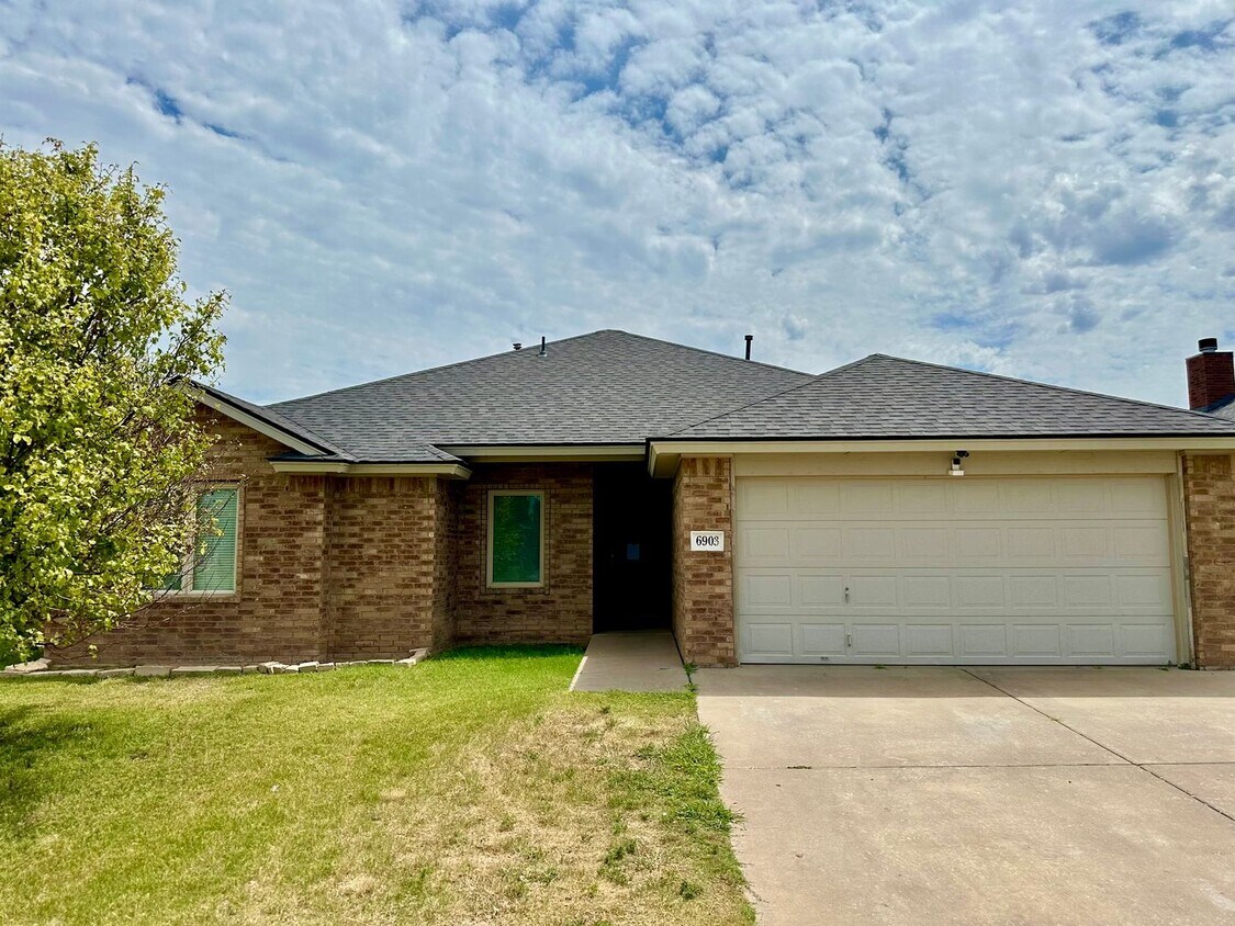 Primary Photo - 3 Bed/2 bath Available 9/1!