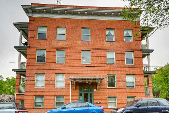 Foto del edificio - 1376 Pearl St