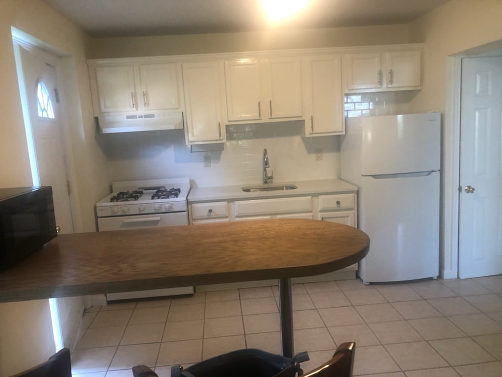 kitchen - 37 Rockledge Rd