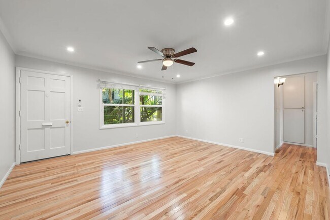 Foto del edificio - 3720 W Chandler Blvd