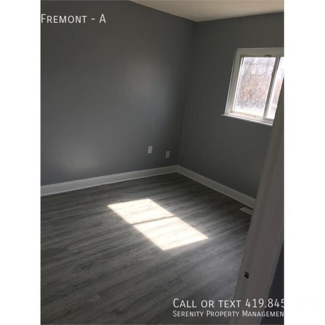 Building Photo - 2724 Fremont-A