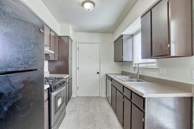 Foto del edificio - 10720 Mc Allen Pl