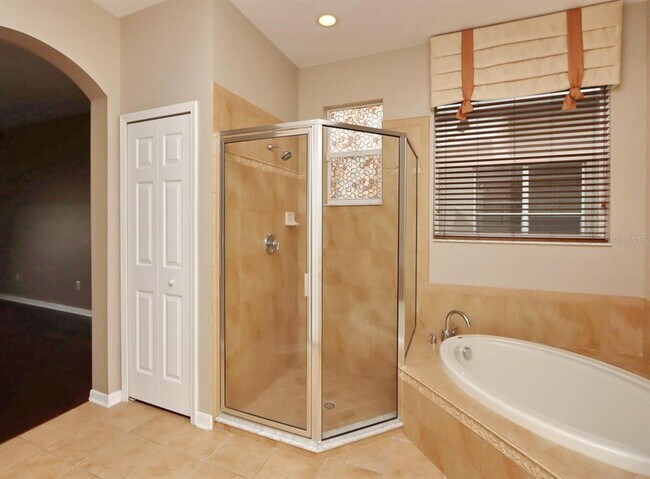 Foto del edificio - 13714 Artesa Bell Dr