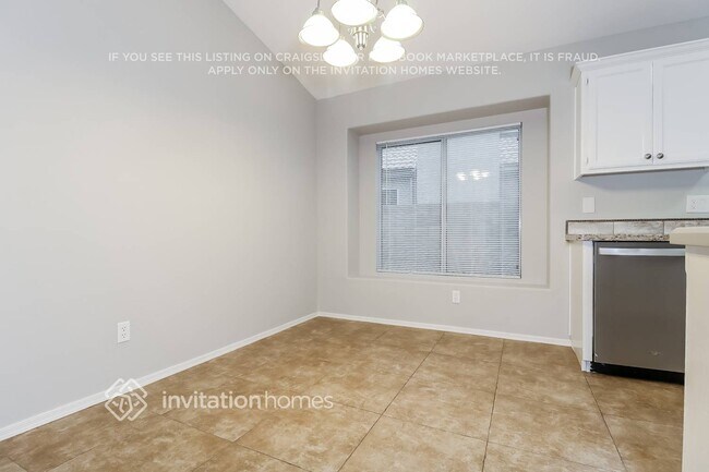 Foto del edificio - 8431 W Troy St