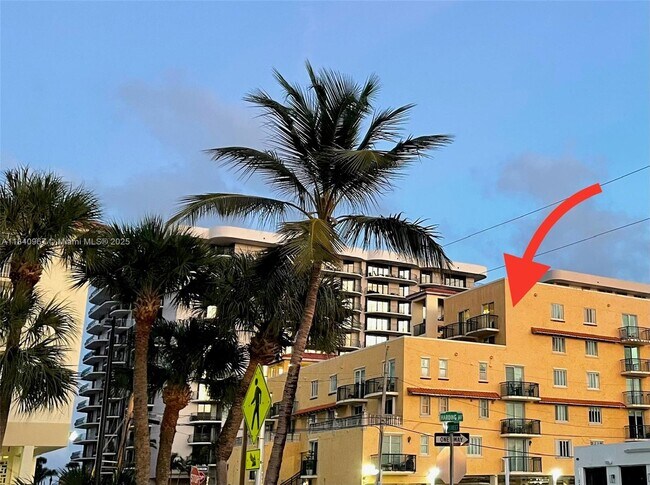 Foto del edificio - 8888 Collins Ave