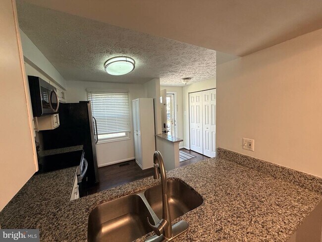 Foto del edificio - 8577 Blackfoot Ct