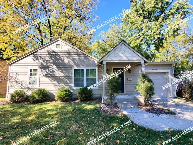 Building Photo - 5428 Maple St