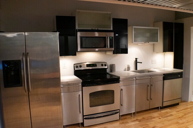 Foto del edificio - 3132 E Thompson St