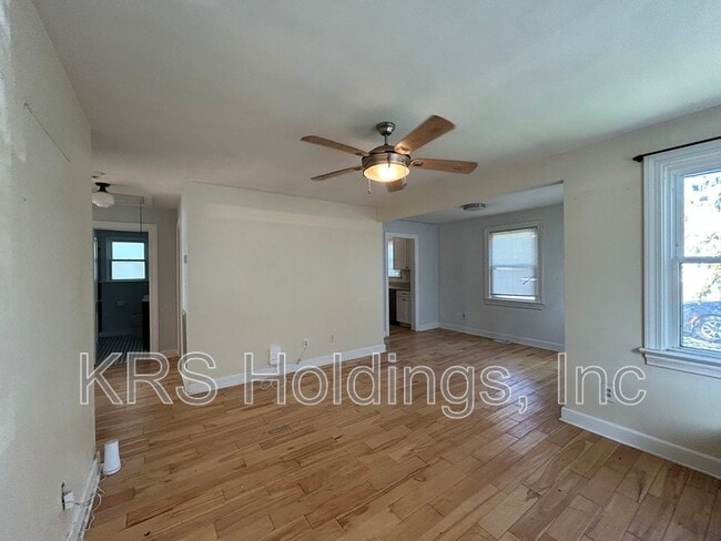 Building Photo - 9659 14th View St