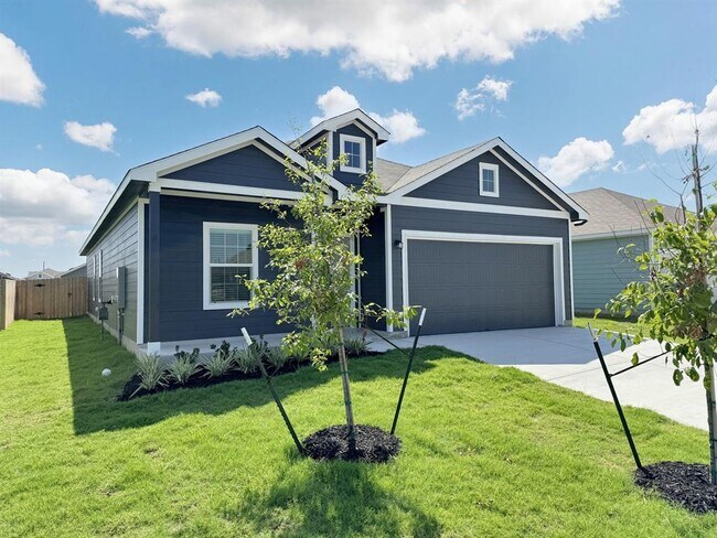 Building Photo - 2311 Red Sky Dr