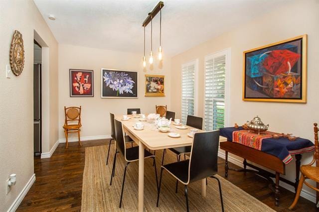 Foto del edificio - 4824 Harvest Hill Rd