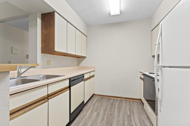 Building Photo - 2134 Stirrup Ln