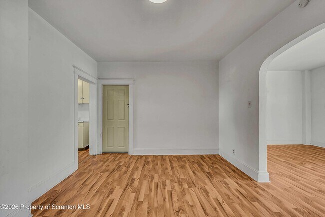 Foto del edificio - 1807 Green Ridge St