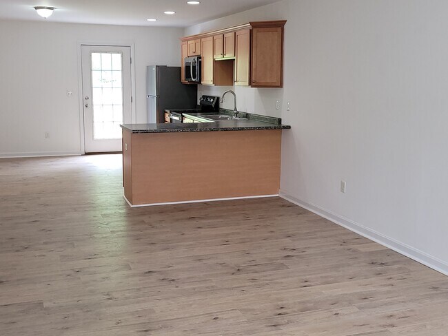 Foto del edificio - 1008 Fieldstone Ln