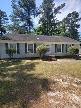 Building Photo - 1124 Lake Stone Pl