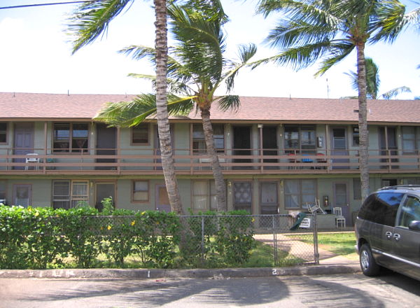 Building Photo - Waipahu West