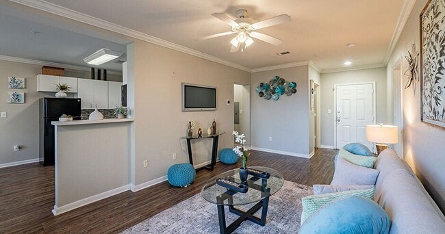 Building Photo - Bonus Perk: Up to $500 off—Just for Moving...
