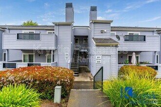 Building Photo - 1201 Glen Cove Pkwy