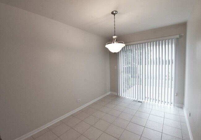 Building Photo - 1239 Dunamon Dr