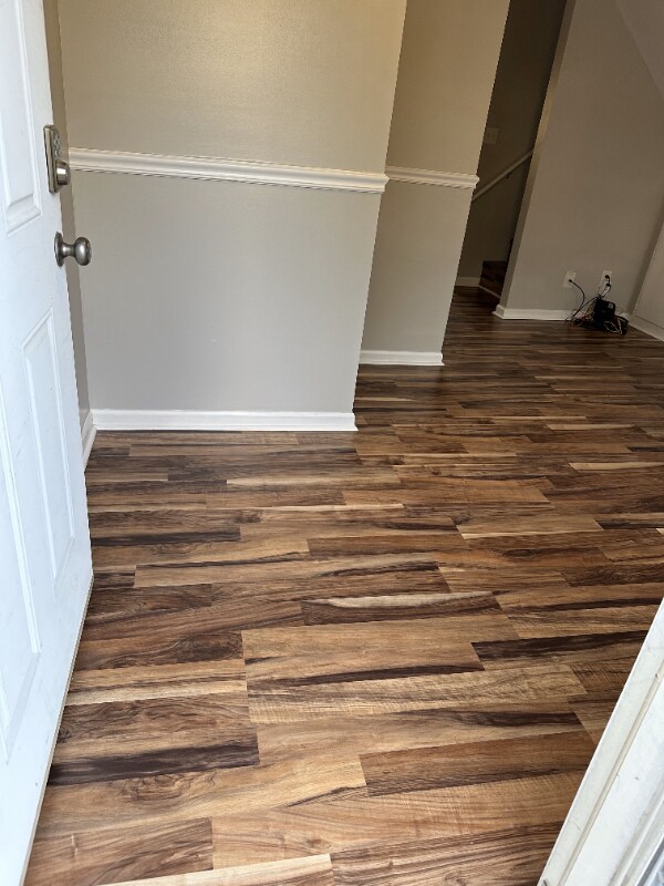 Foto del edificio - 452 Crest Dr SW