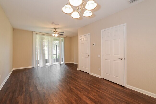 Foto del edificio - 1141 Purdue Ln