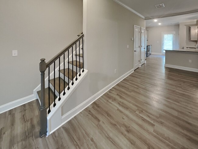 Building Photo - 7734 Fawn Cir