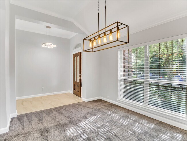 Foto del edificio - 8314 Dusty Canyon Ln