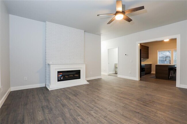 Foto del edificio - 1220 Hightower Rd NW