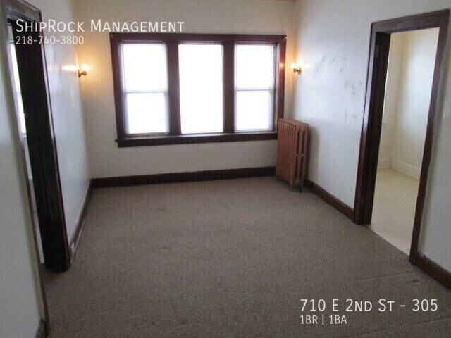 Foto del edificio - 710 E 2nd St