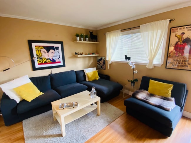 Photo - CHEVY Glenchase Ln Apartment