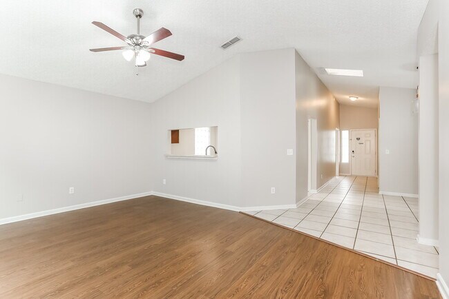 Building Photo - 7859 Collins Ridge Blvd E