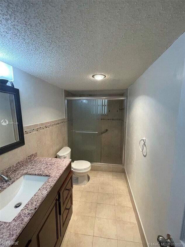 Primary Photo - 2 br, 2 bath Condo - 400 NW 68th Ave
