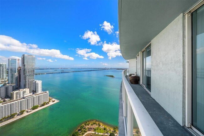 Foto del edificio - 1900 N Bayshore Dr