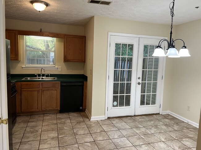 Photo - 2340 Wellington Cir Townhome