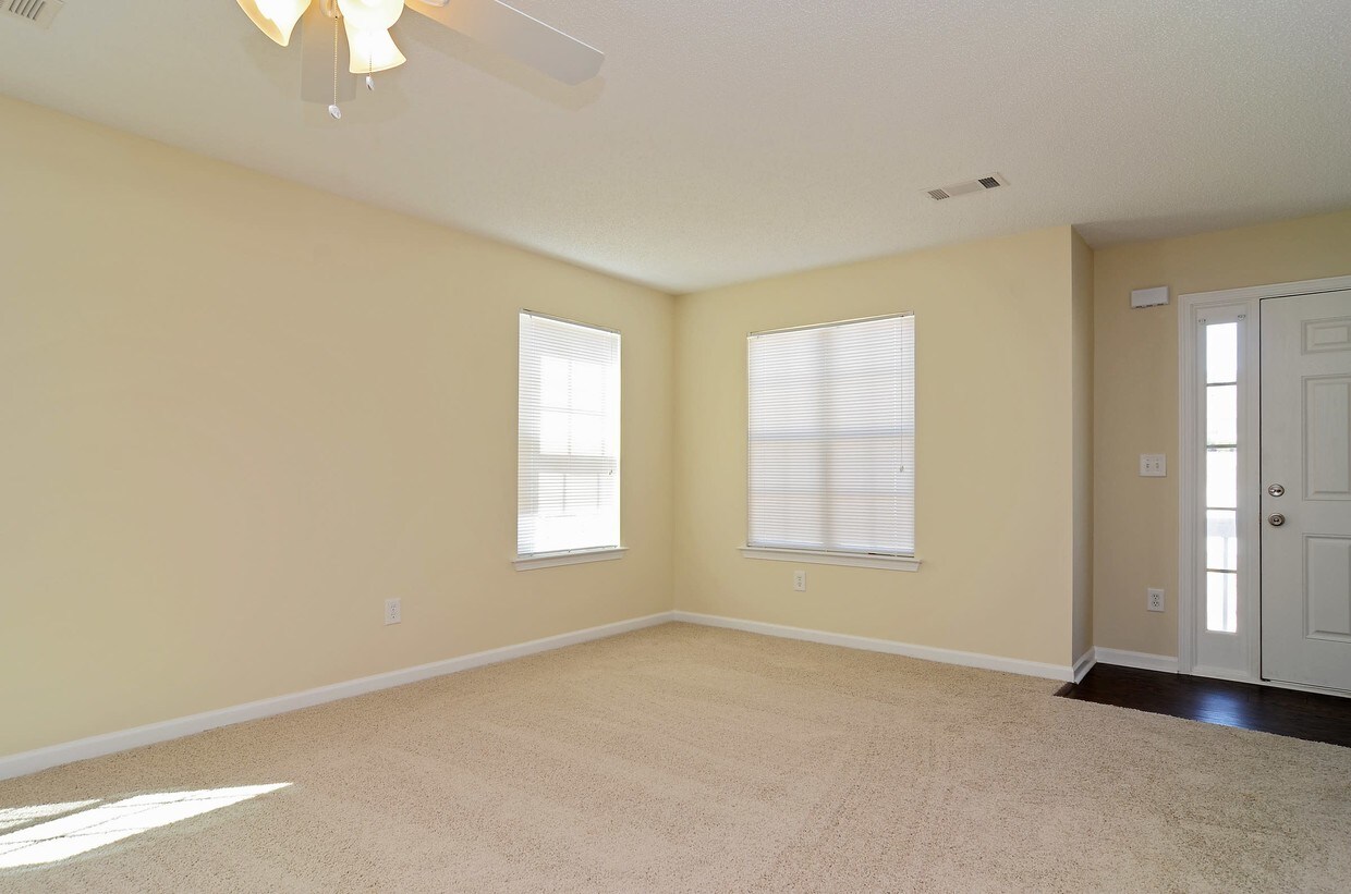 3597 Brookstone Way, Union City, GA 30291 - House Rental in Union