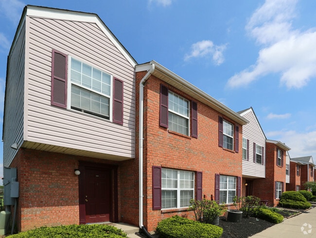 Foto del edificio - Lakota Pointe Townhomes