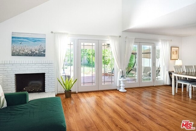 Building Photo - 27003 Rio Prado Dr