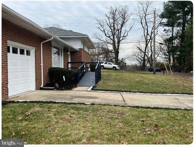 Foto del edificio - 2813 Gwynnview Rd