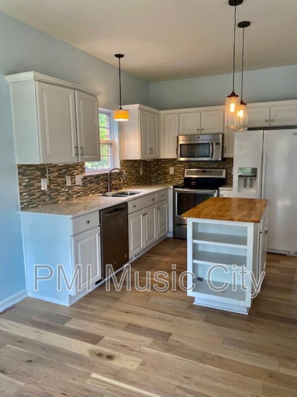 Building Photo - 5620 Traceside Dr