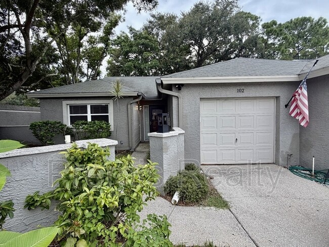 Building Photo - 102 Steeplechase Ln