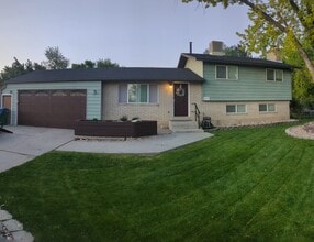 Building Photo - 1764 N 720 W