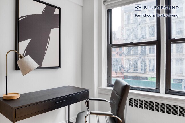 Foto del edificio - 108 W 15th St